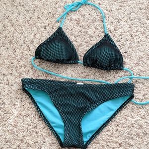 Swim suit no boundaries size small